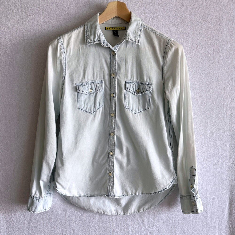 Prince & Fox Womens Light Wash Denim Button Down Shirt Cotton Blue Size M